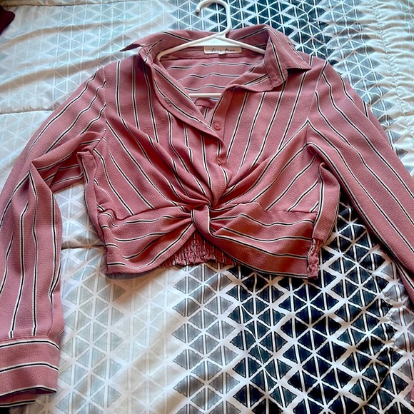 Pink cute top - Picture 2 of 2